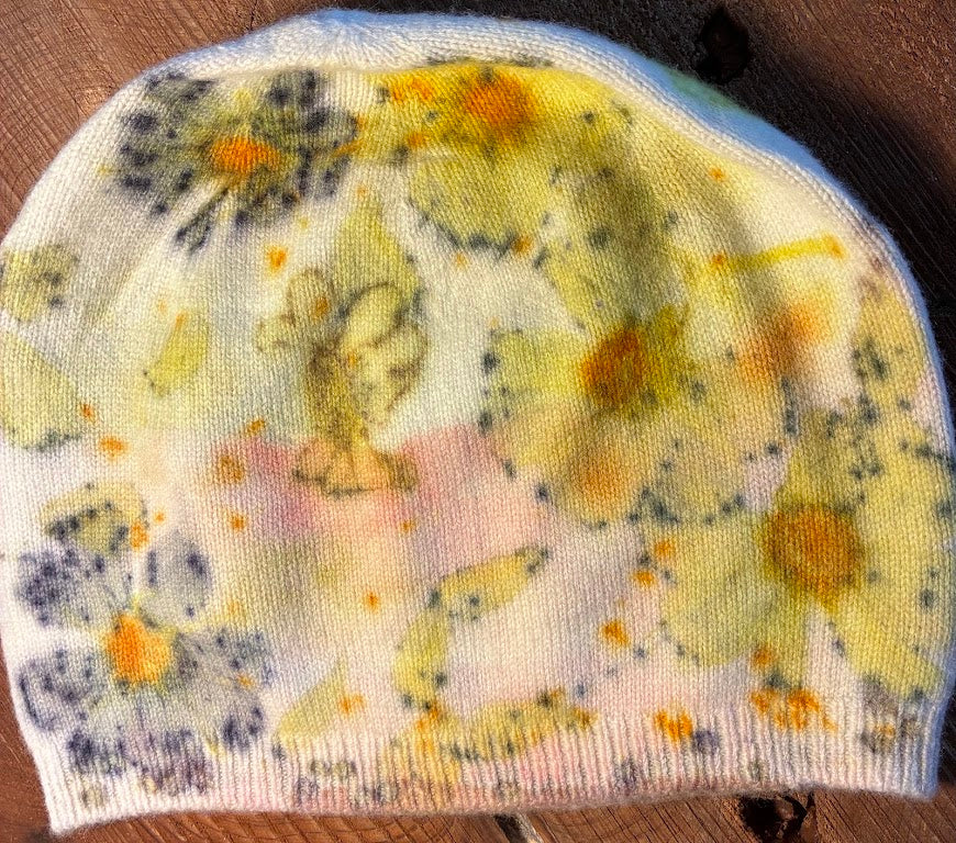 Hat - The sunflower cosmos